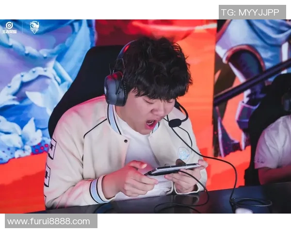 电竞实时数据大师赛分析TES选手个人能力表现与战术执行